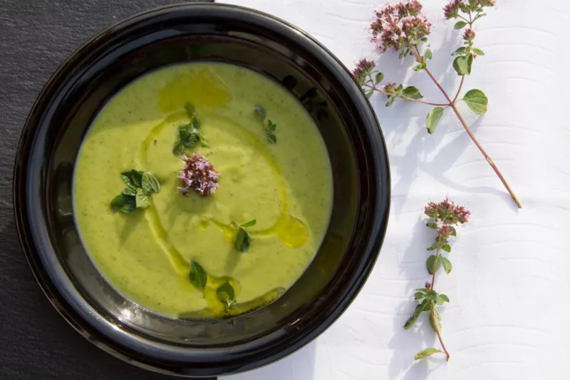 Avocado and Zucchini Soup