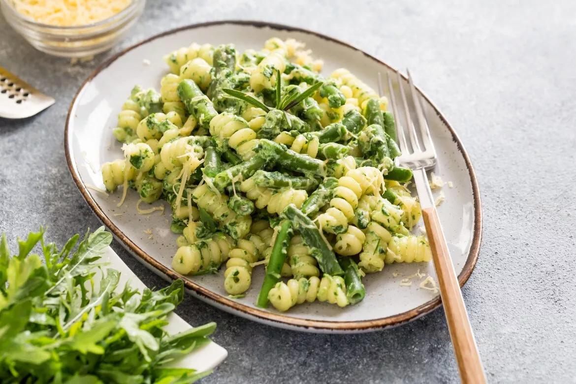 Avocado Aspragus Pasta