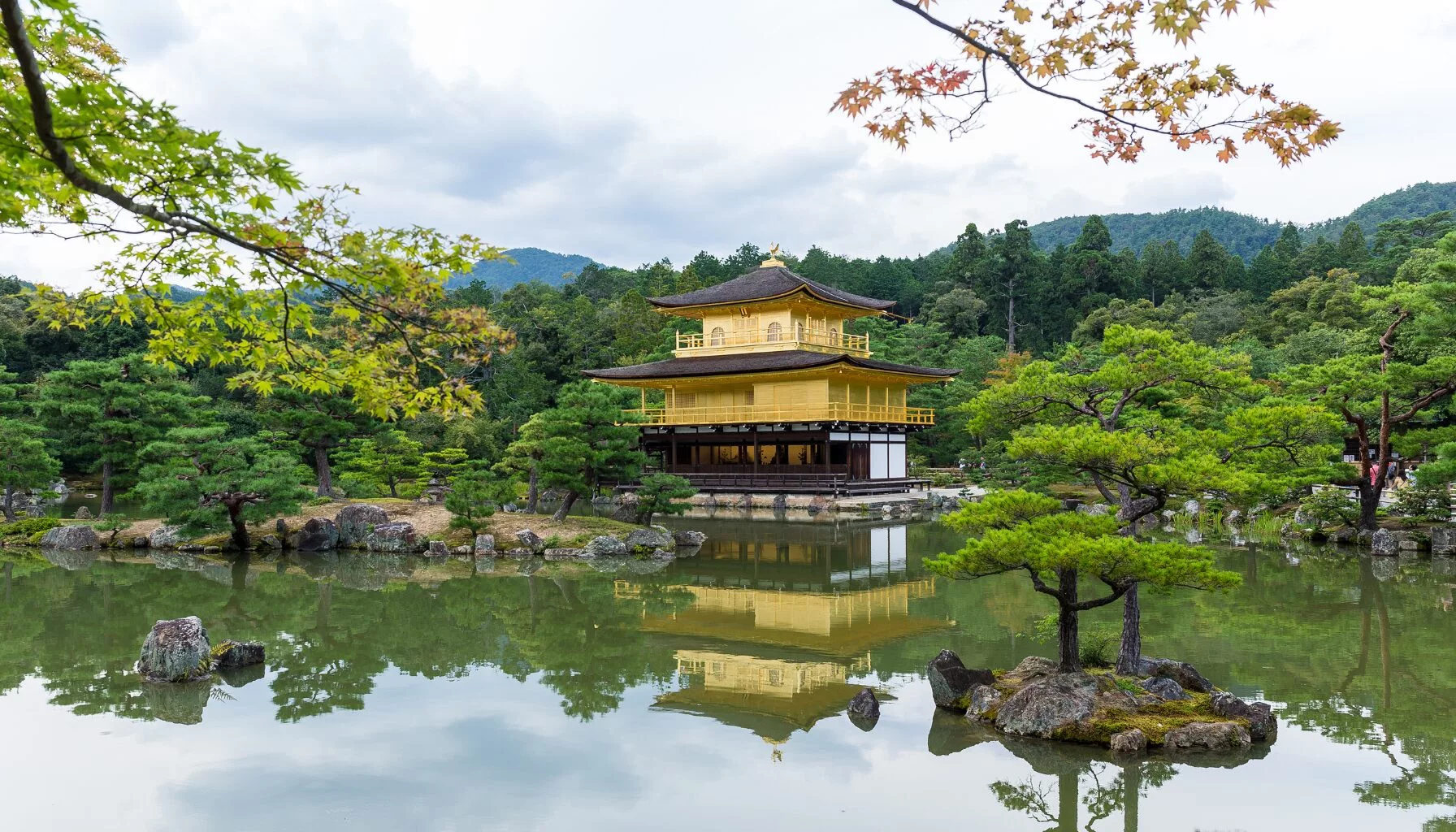 Solo Spring Journeys: Top 3 Peaceful Destinations for Recharging Alone