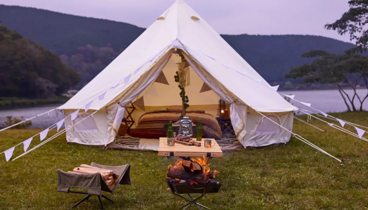 Camping vs. Glamping: Choosing Your Ideal Outdoor Adventure Experience