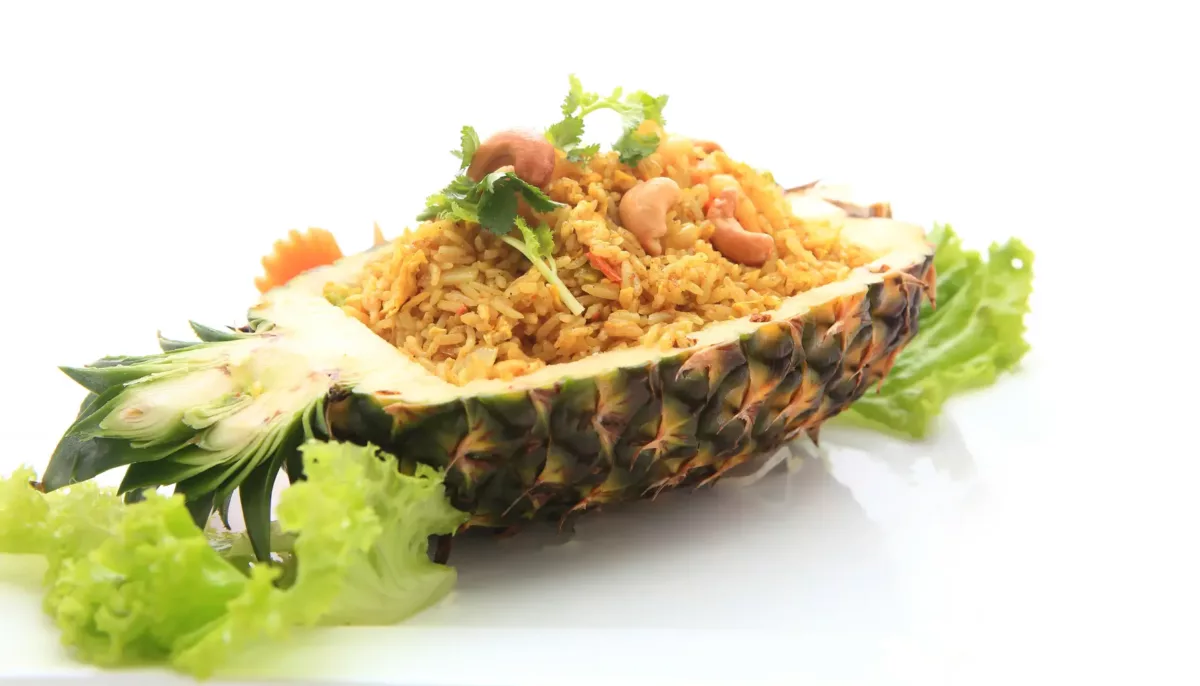 Pineapple Fried Rice Paradise: A Tropical Twist on a Classic Dish